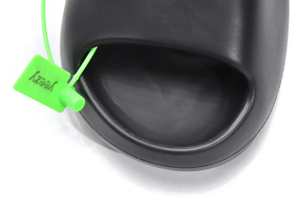 adidas Replica YEEZY SLIDE Yeezy Slide Reps Black FX0495