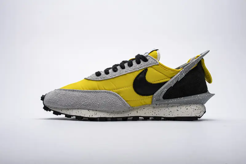 Undercover x Nike Waffle Dbreak Light GreyYellow  BV4594-700 D2FC944