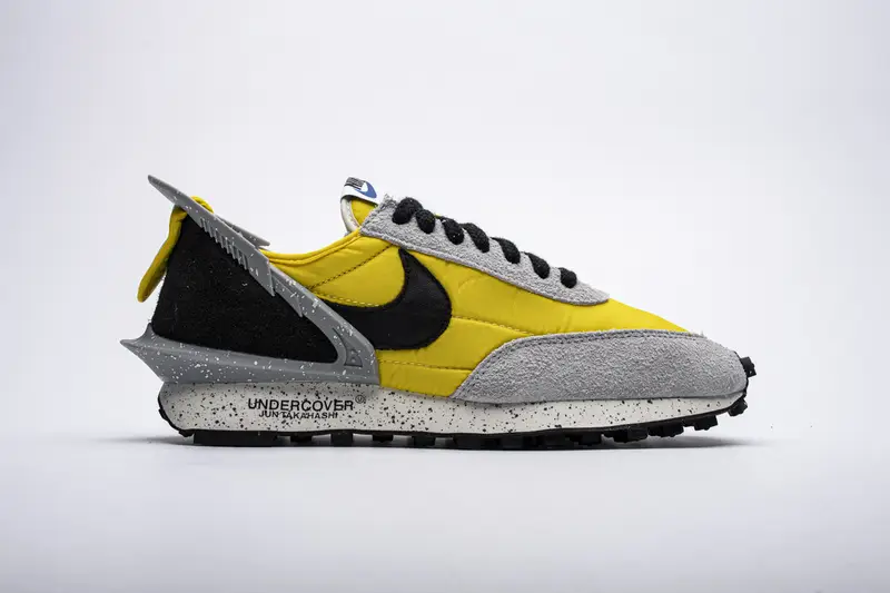 Undercover x Nike Waffle Dbreak Light GreyYellow  BV4594-700 