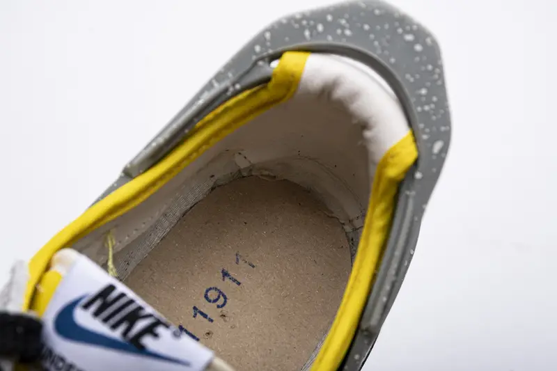Undercover x Nike Waffle Dbreak Light GreyYellow  BV4594-700 