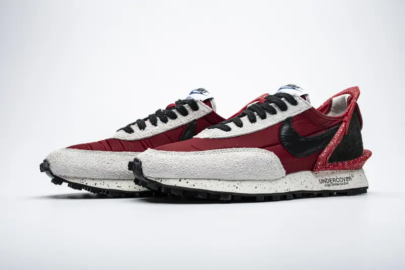 Undercover x Nike Waffle Dbreak University Red  CJ3295-600 