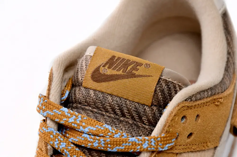 Nike Dunk Low Teddy Bear DZ5350-288 