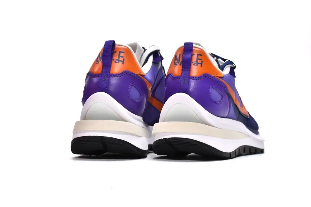 Sacai Nike Vaporfly x Nike Vaporfly Dark Iris DD1875-500
