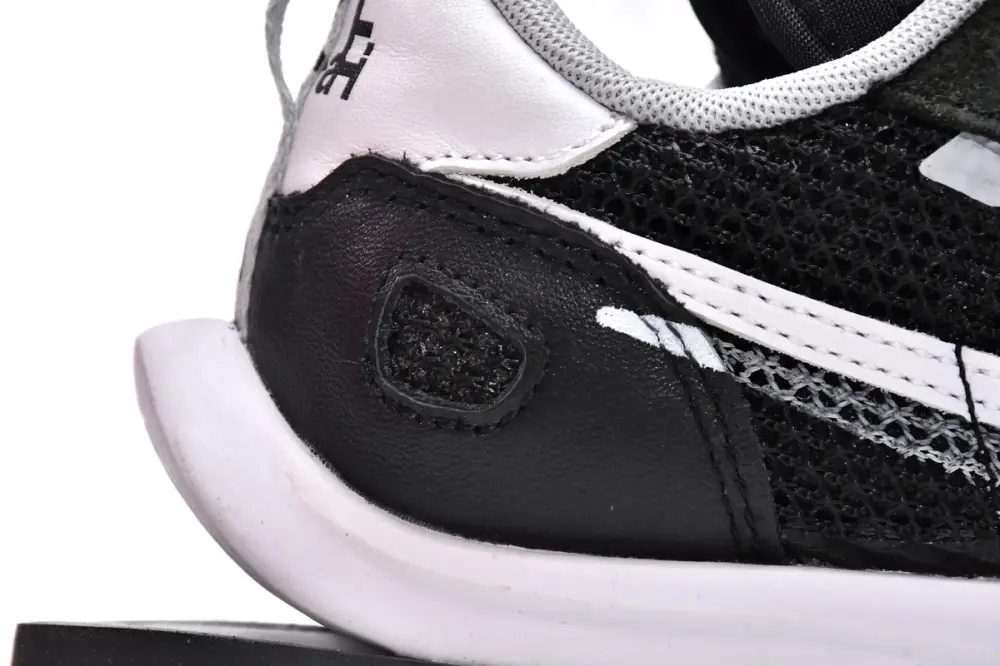 Sacai x Nike  Nike Vaporfly Pegasua Vaporfly Black White CV1363-001