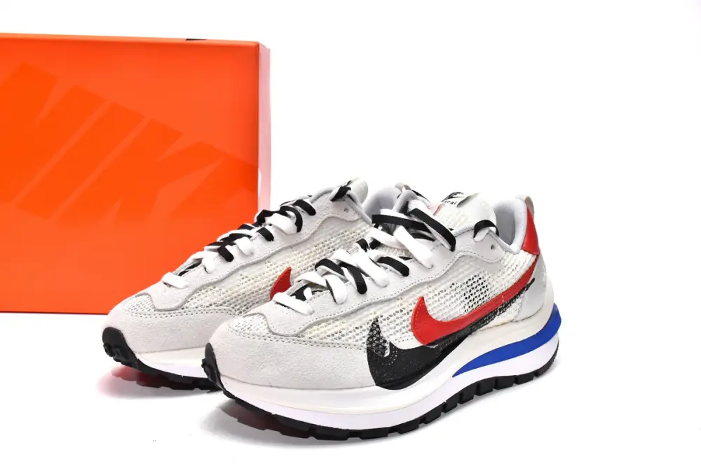 Sacai x Nike Pegasua Vaporfly Villain Sacai x Nike Vaporfly Grey Blue Red CV1363-100