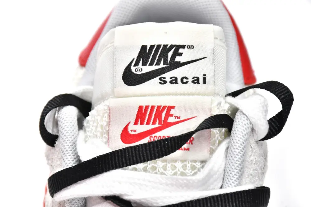 Sacai x Nike Pegasua Vaporfly Villain Sacai x Nike Vaporfly Grey Blue Red CV1363-100