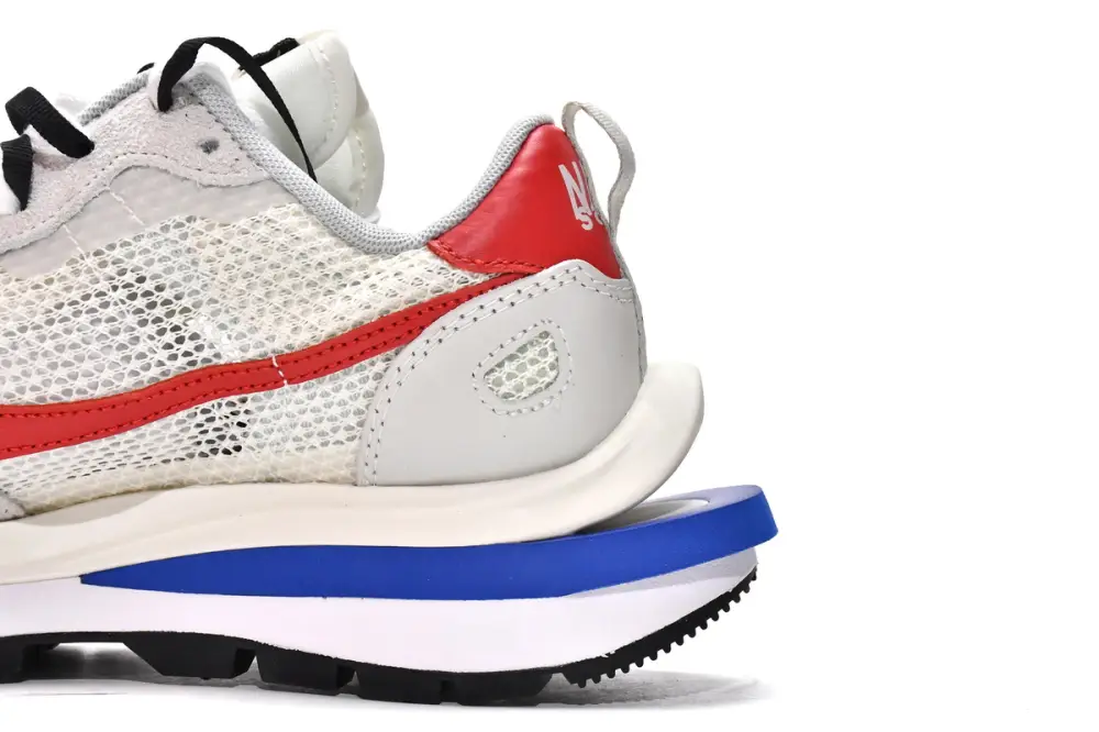 Sacai x Nike Pegasua Vaporfly Villain Sacai x Nike Vaporfly Grey Blue Red CV1363-100