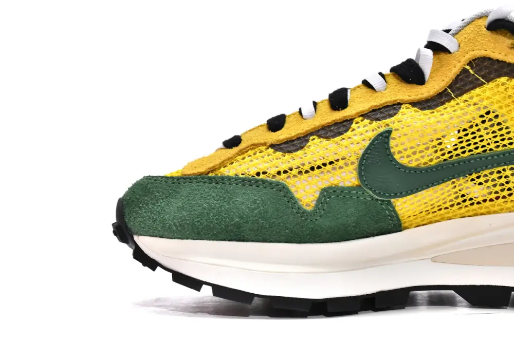 Sacai x Nike Pegasua Vaporfly Yellow Green CV1363-700 