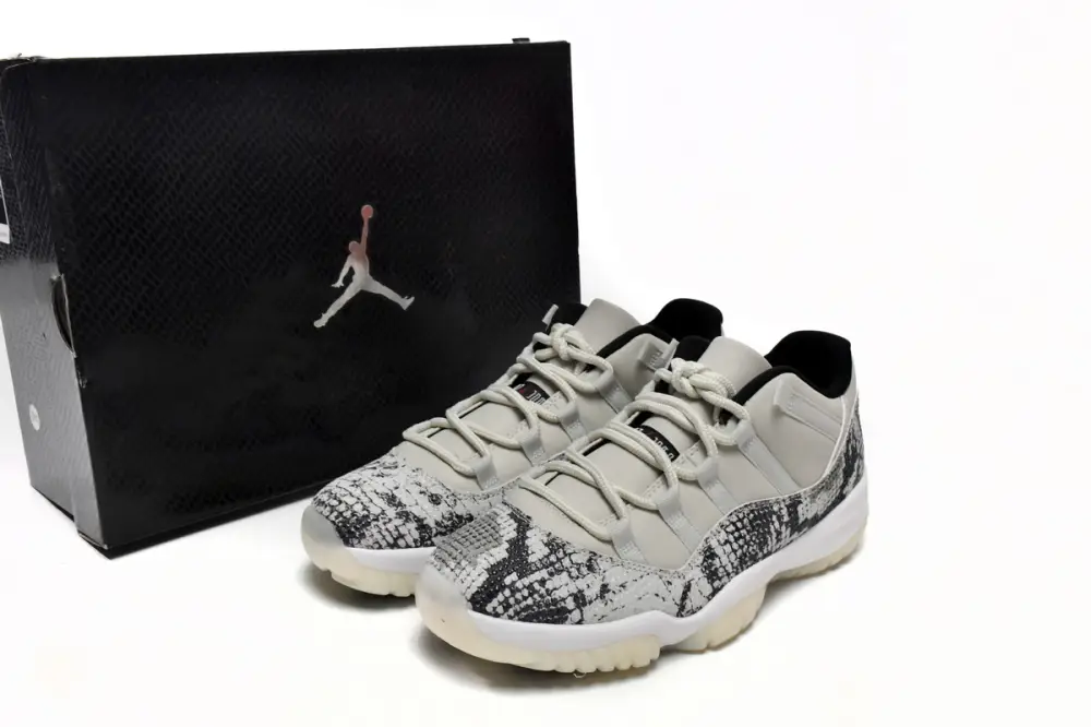 Air Jordan 11 Retro Low Jordan 11s LOW Light Bone Snakeskin CD6846-002