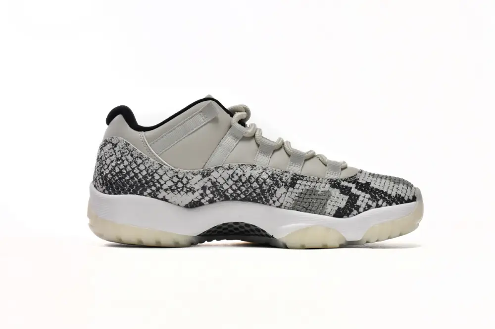 Air Jordan 11 Retro Low Jordan 11s LOW Light Bone Snakeskin CD6846-002