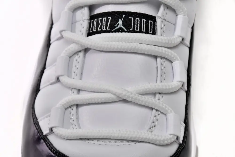 Air jordan 11 Copy Jordan 11 Retro Low Emerald 528895-145