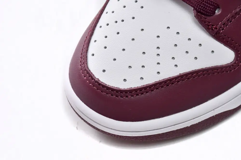 Nike Dunk Low Bordeaux DD1503-108 