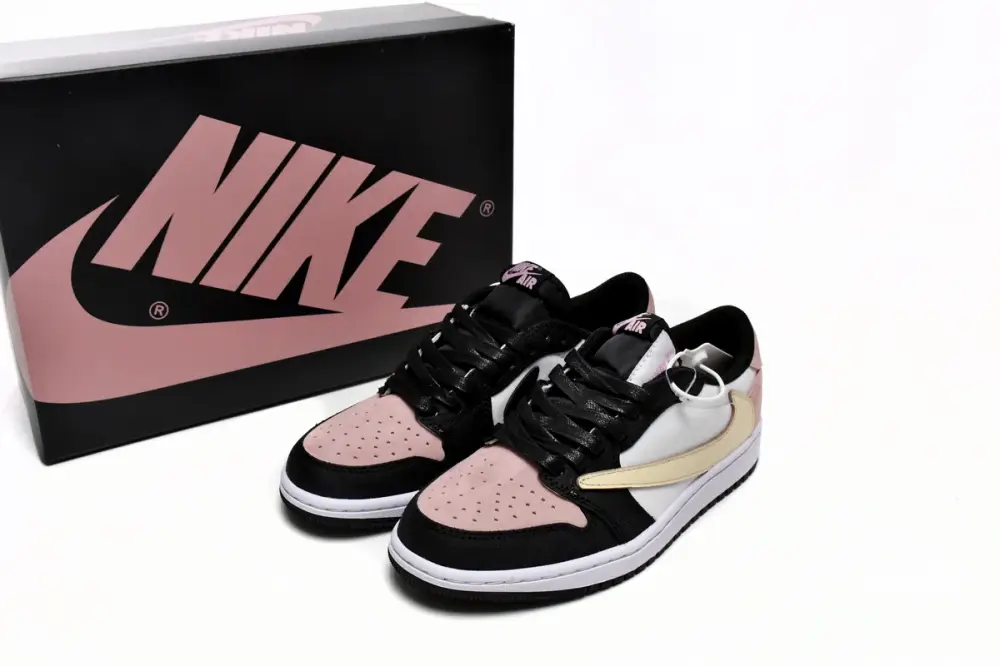 Travis Travis Scott x Jordan 1 Low Reps Scott x Air Jordan 1 Low Black Red DM7866-066