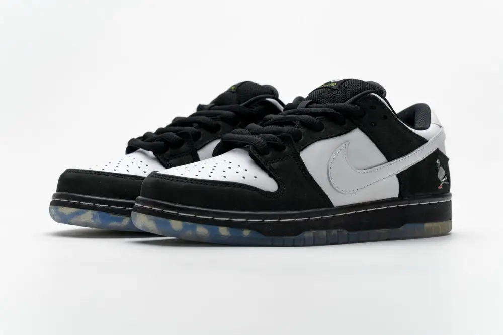 Staple dunk Panda Pigeon x Nike SB Dunk Low “Panda Pigeon” BV1310-013