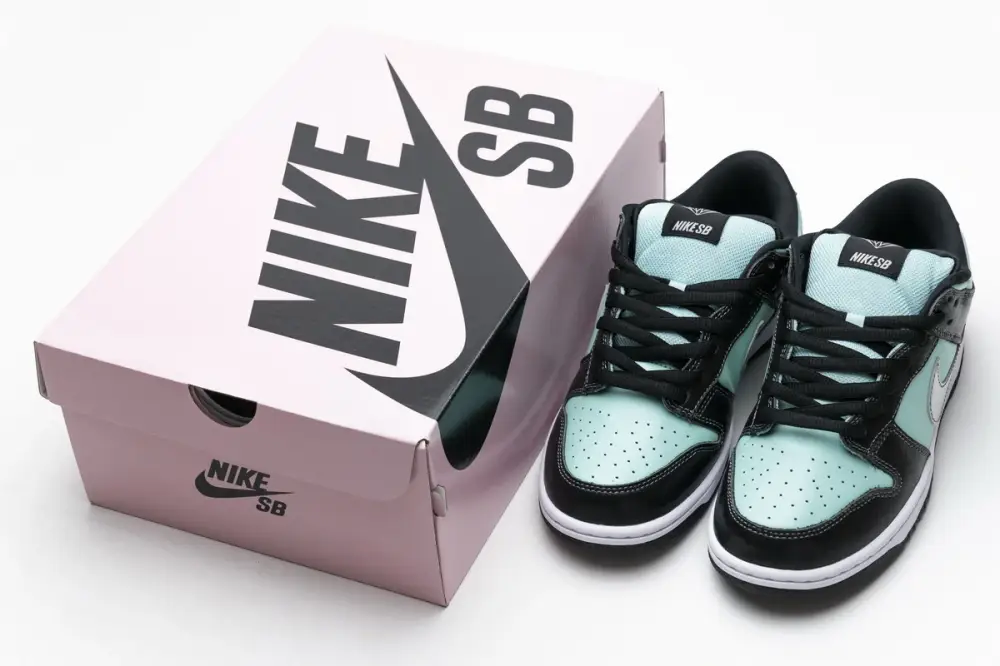 Nike Dunk SB Low Diamond Supply Co. Aqua Blue dunk website 304292-402