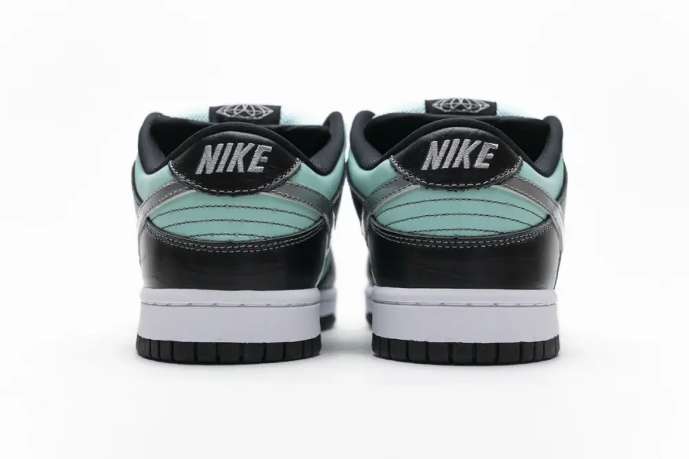 Nike Dunk SB Low Diamond Supply Co. Aqua Blue dunk website 304292-402
