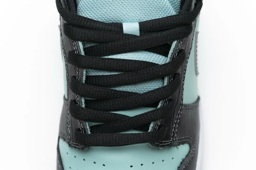 Nike Dunk SB Low Diamond Supply Co. Aqua Blue dunk website 304292-402