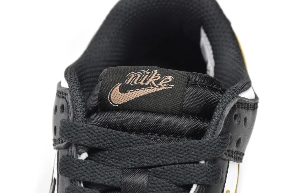 Nike Dunk Low Pull Tab DH9764-001 