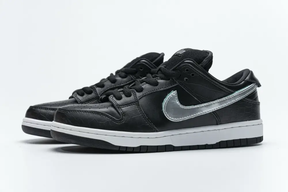 Nike SB Dunk Low Pro OG QS “Black Diamond”  BV1310-001 