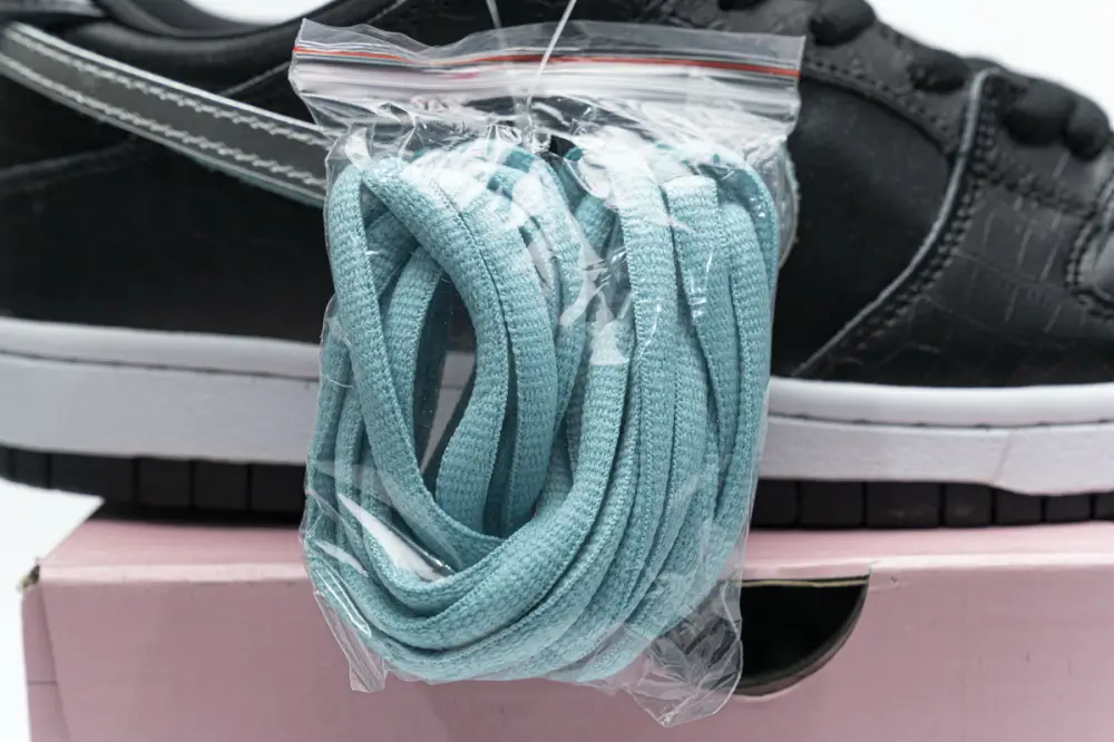 Nike SB Dunk Low Pro OG QS “Black Diamond”  BV1310-001 