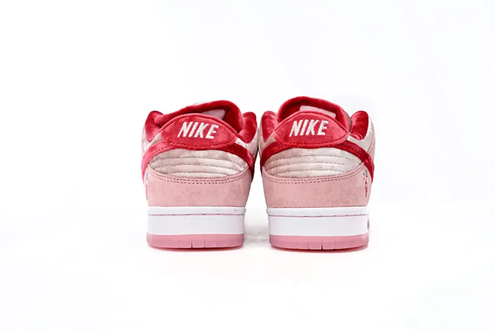 Dunk strangelove dunks reps Low StrangeLove Skateboards (Special Box) CT2552-800