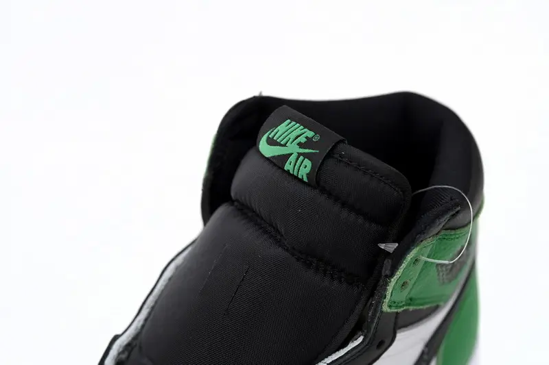 Air Jordan 1 High"Lucky Green" DZ5485-031