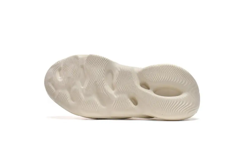 adidas Reps Yeezy Foam Runner Yeezy Foam Runner Sand FY4567