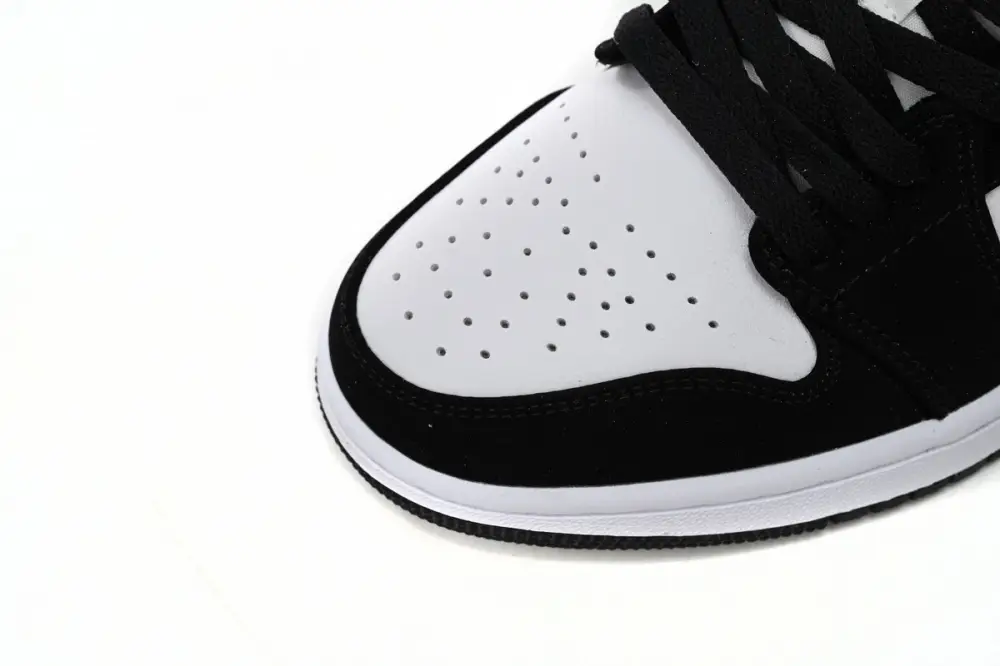 Air Jordan 1 Low Black and White Gray  552780-018 