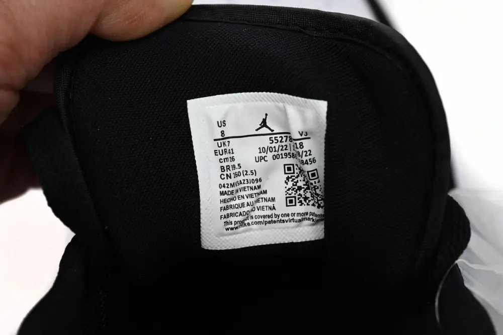 Air Jordan 1 Low Black and White Gray  552780-018 