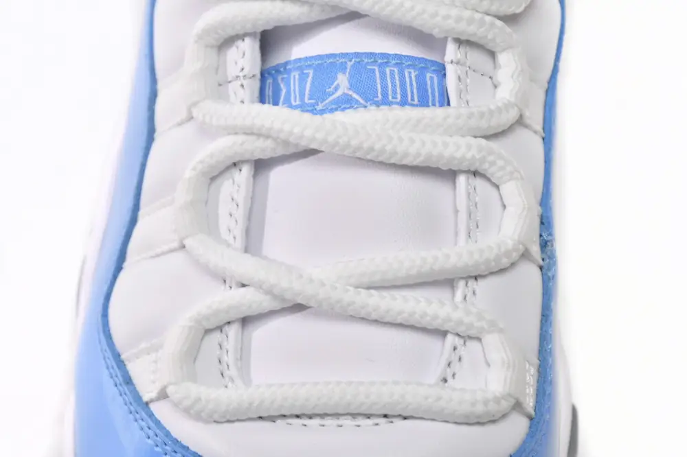 Air Jordan 11 Reps Jordan 11 Retro Low University Blue 528895-106