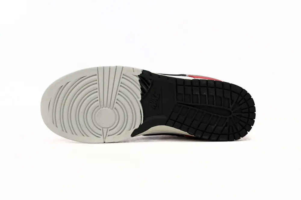 Nike SB Dunk Low Los “Chicago Split” DZ2536-600 