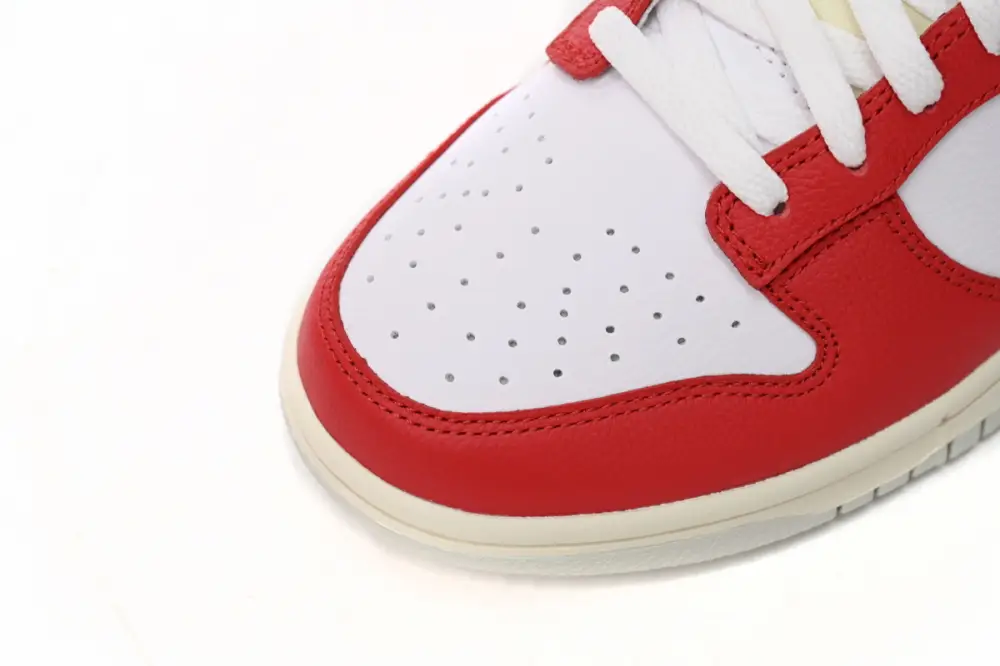 Nike SB Dunk Low Los “Chicago Split” DZ2536-600 