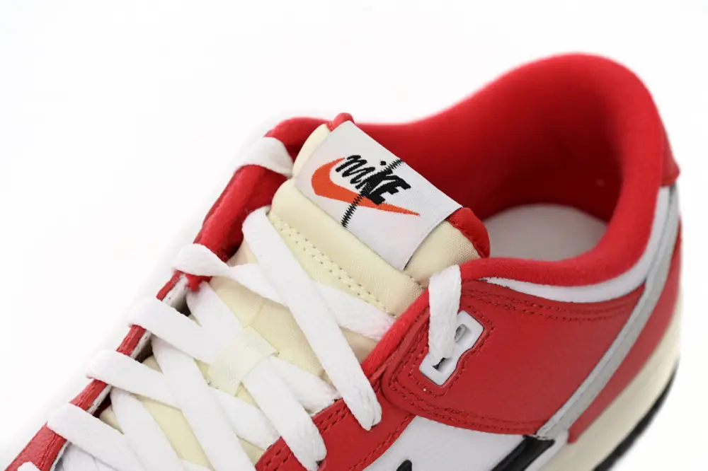 Nike SB Dunk Low Los “Chicago Split” DZ2536-600 