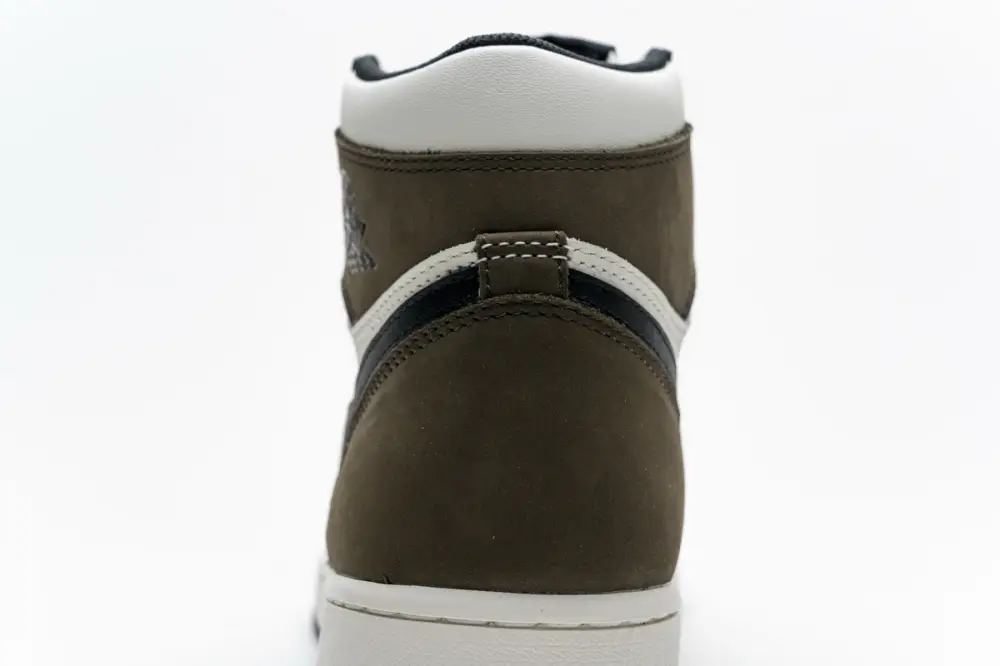 Air Jordan 1 Retro High OG 'Dark Mocha'  555088-105（GET） 