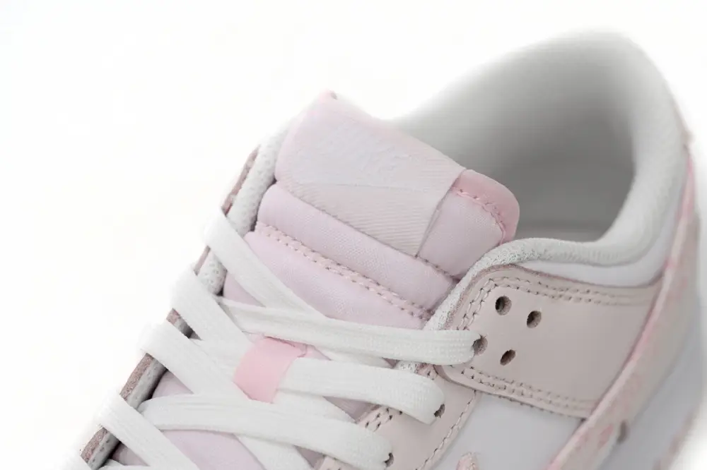 Nike Dunk Low "Pink Paisley"  FD1449-100 