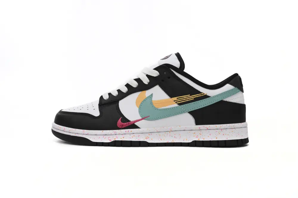 Nike Dunk Low RETRO PRM  FD4623-131