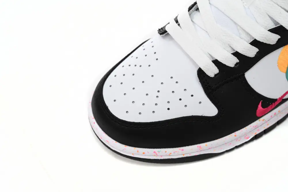 Nike Dunk Low RETRO PRM  FD4623-131 