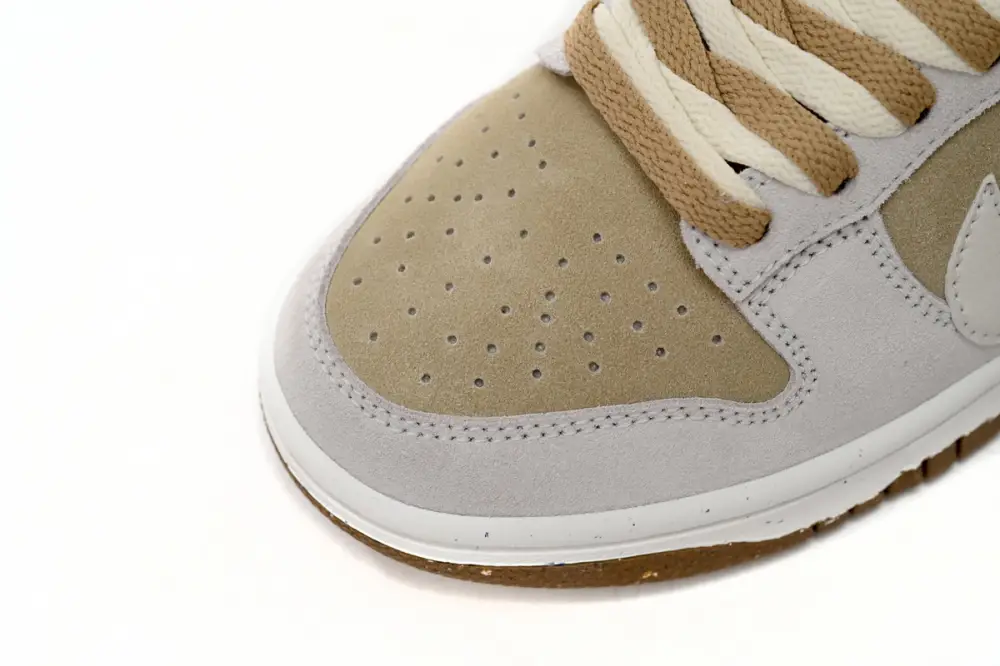 Nike Dunk Low SE  DO9457-100 