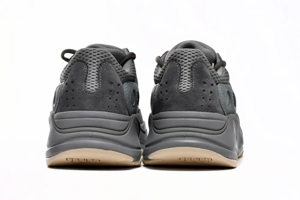 adidas Yeezy 700 Yeezy Boost 700 Teal Blue FW2499