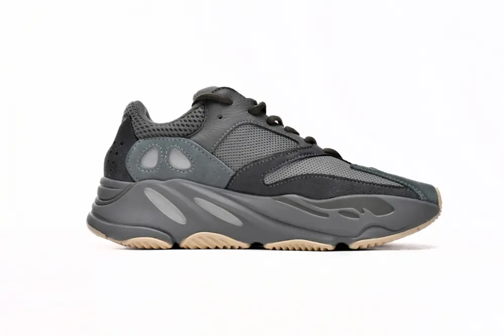 adidas Yeezy 700 Yeezy Boost 700 Teal Blue FW2499
