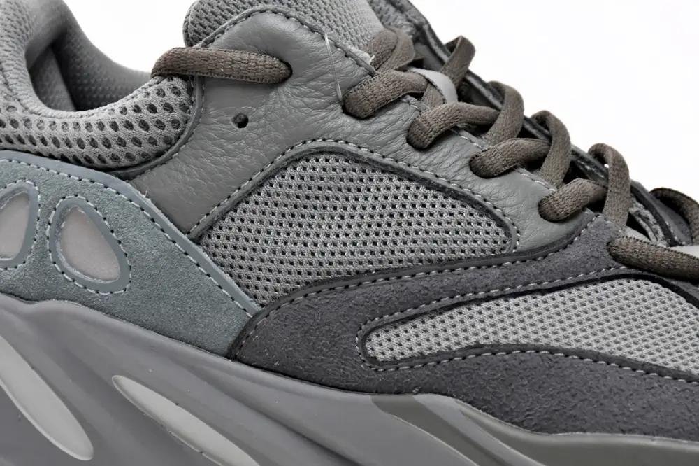 adidas Yeezy 700 Yeezy Boost 700 Teal Blue FW2499