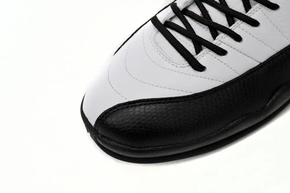 Air Jordan 12 “Royalty” CT8013-170 