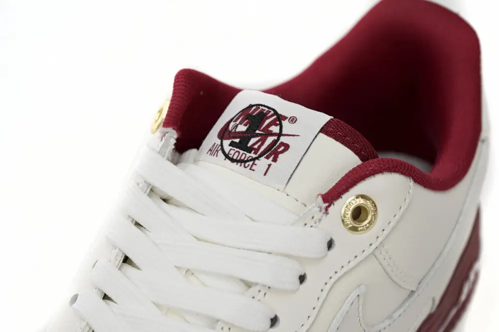 Nike Air Force 1’07 Low Beige Red DQ7582-100 