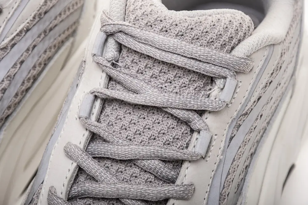 Yeezy Boost 700 V2 “Static” EF2829 
