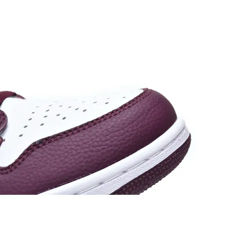(OG)Air Jordan 1 High  Bordeaux Jordan 1 High OG Bordeaux 555088-611