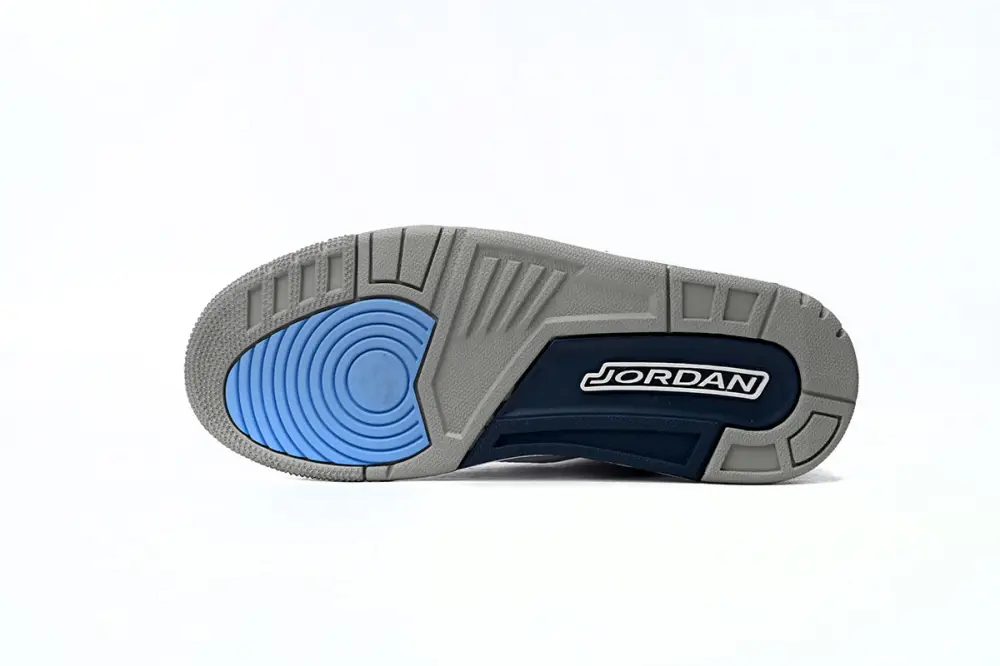 (GET)Air jordan 3 UNC Jordan 3 Retro UNC CT8532-104