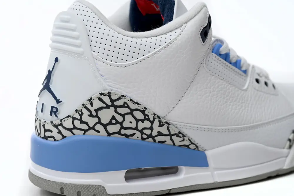 (GET)Air jordan 3 UNC Jordan 3 Retro UNC CT8532-104