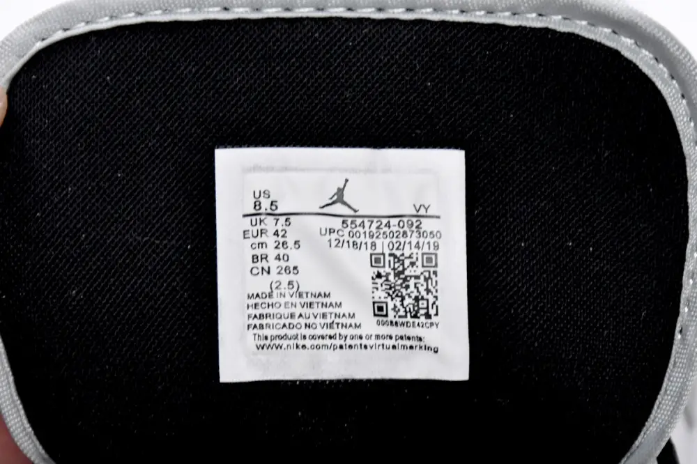 Jordan jsportshoes 1 Mid Light Smoke Grey 554724-092