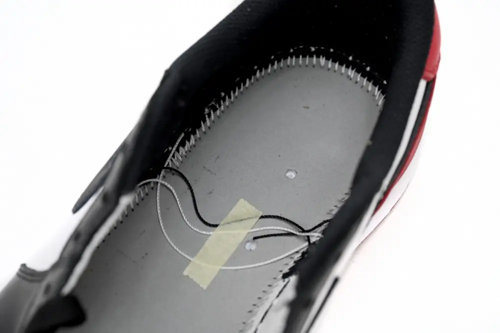 Air Jordan 1 Low OG Black Toe CZ0790-106 