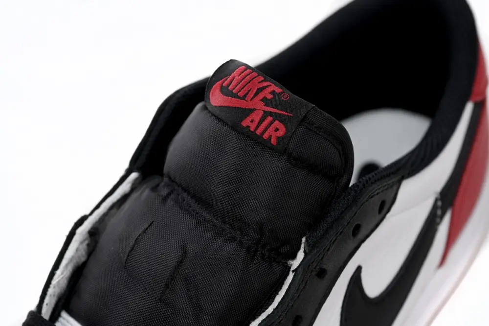 Air Jordan 1 Low OG Black Toe CZ0790-106 